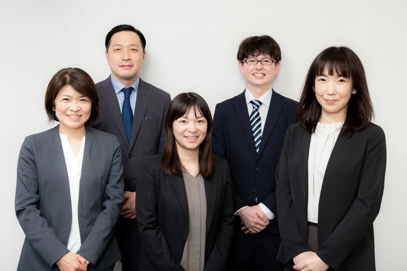 社労士も在籍。労務手続きもお任せください。